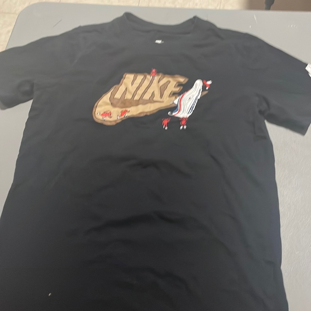 Nike t-shirt